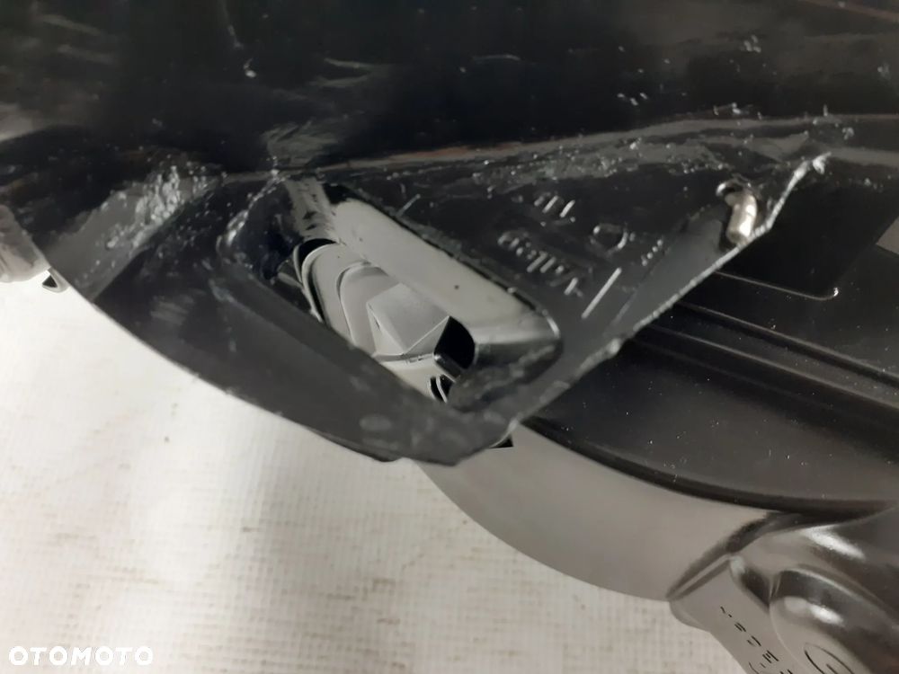 Lampa Volvo lewa XC60 I Bi- xenon skrętny 08-2013r - 6