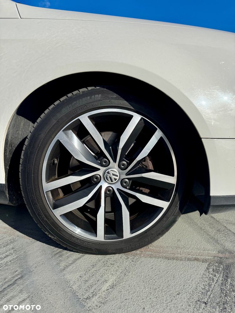 Volkswagen Passat 2.0 TSI Highline - 6