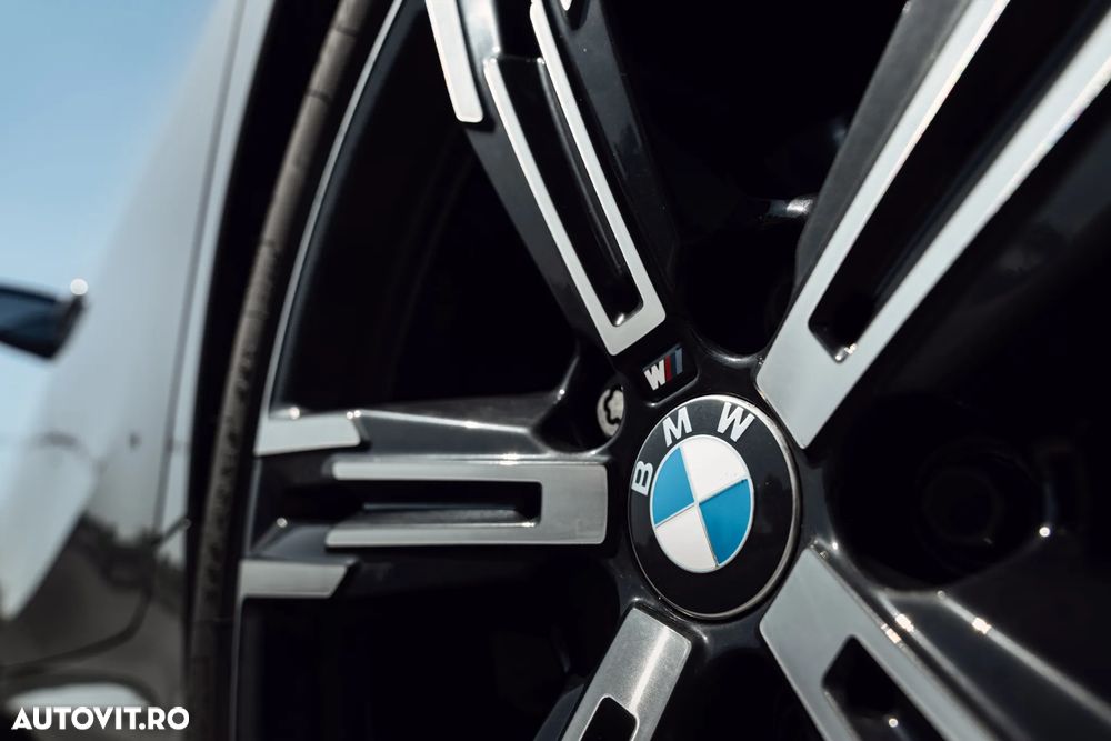 BMW Seria 3 320d xDrive AT MHEV - 12