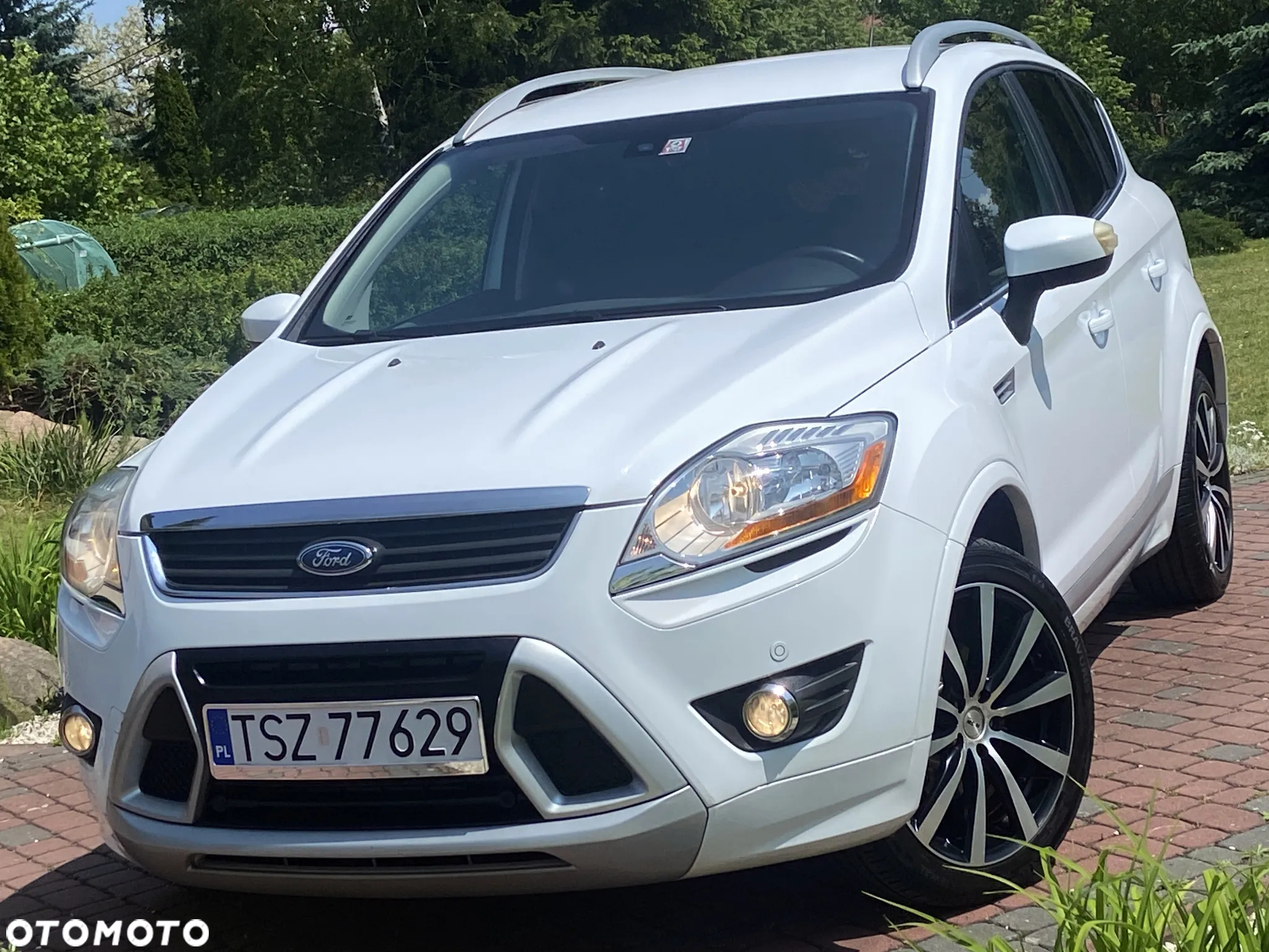 Ford Kuga 2.0 TDCi 4x4 Individual - 12
