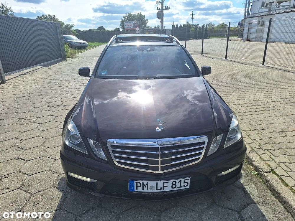 Mercedes-Benz Klasa E 63 AMG T AMG Speedshift 7G-MCT - 2