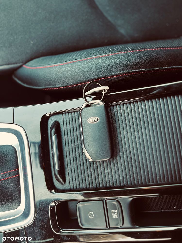 Kia ProCeed 1.6 T-GDI DCT7 OPF GT - 15