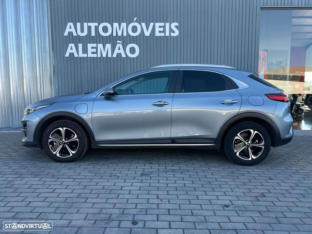 Kia XCeed 1.6 GDi PHEV Drive — photo 4