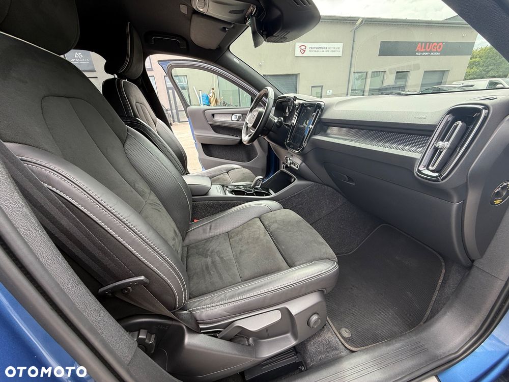Volvo XC 40 D4 AWD R-Design - 28