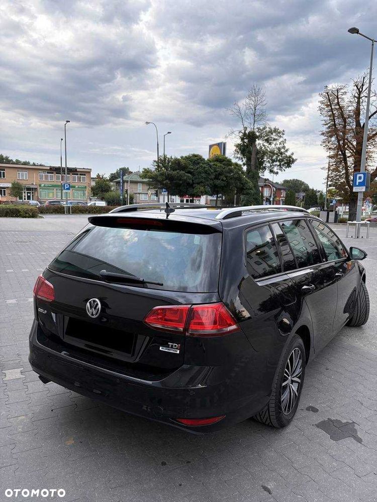 Volkswagen Golf Variant - 2