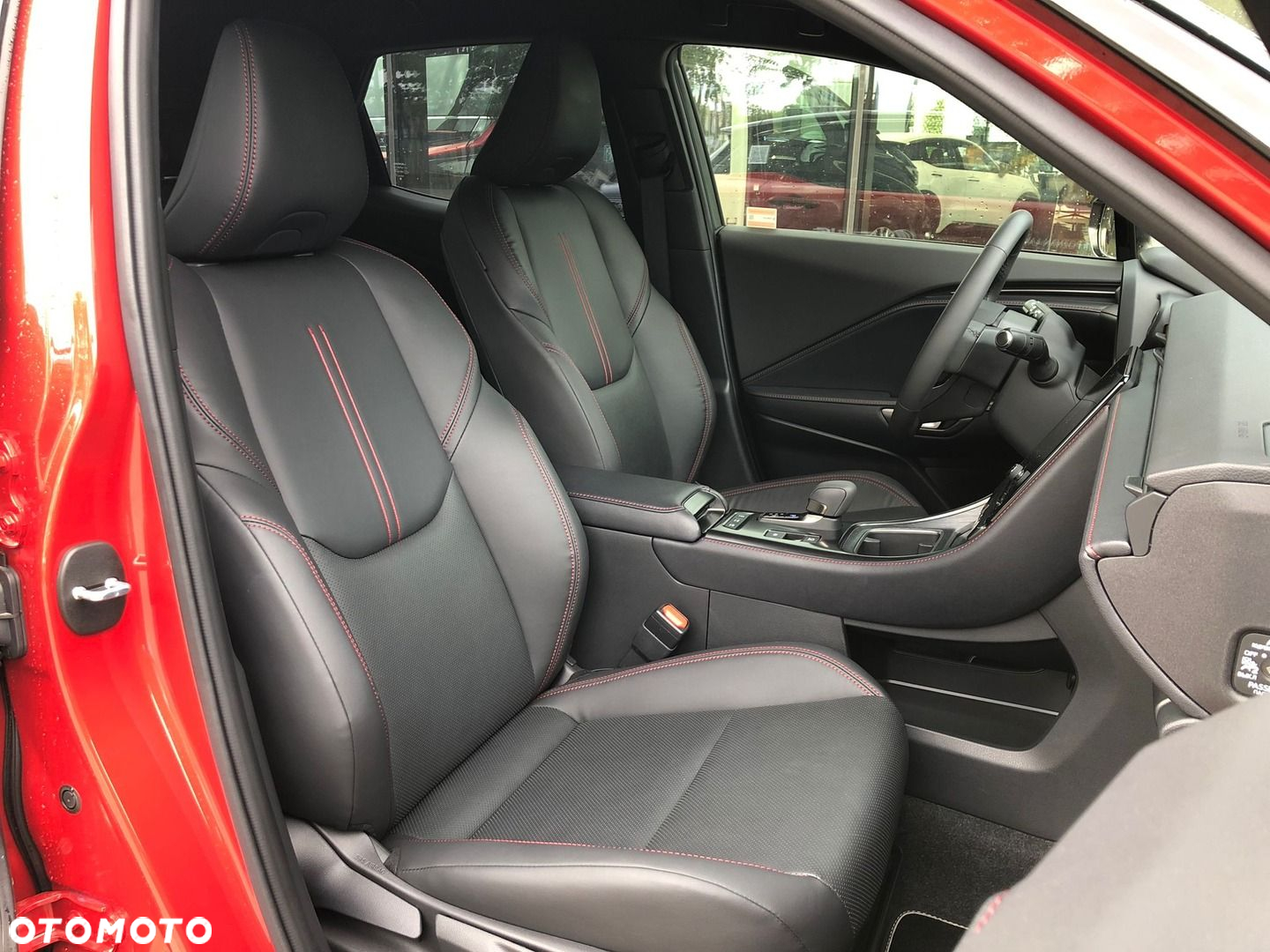 Lexus LBX 1.5 Hybrid Emotion - 27
