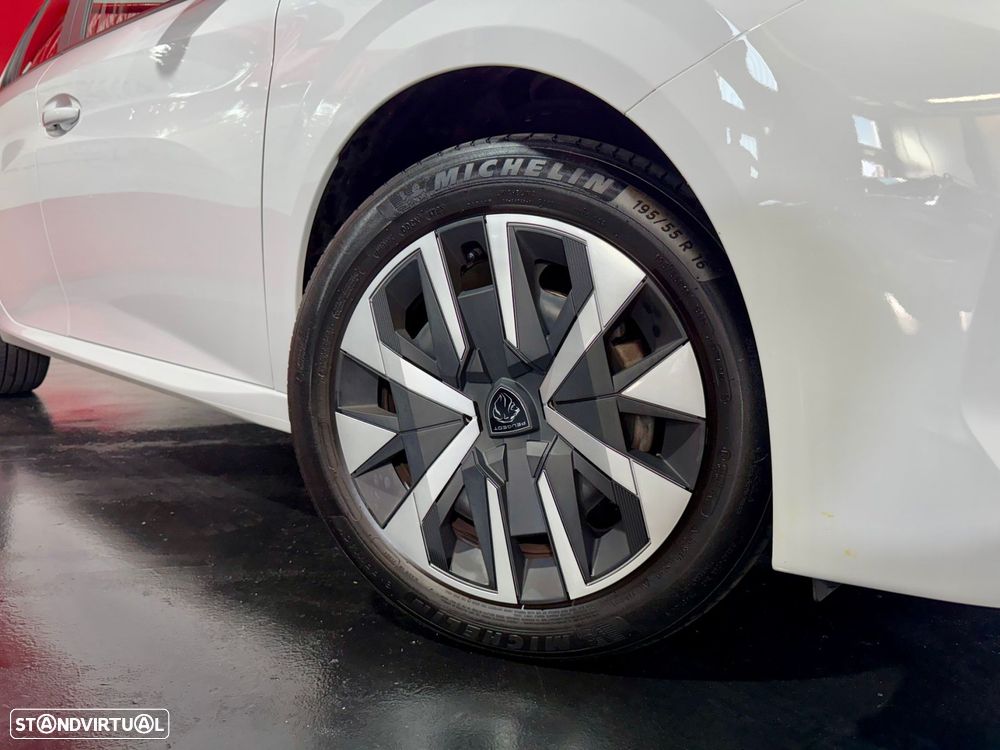 Peugeot 208 1.2 PureTech Active - 15