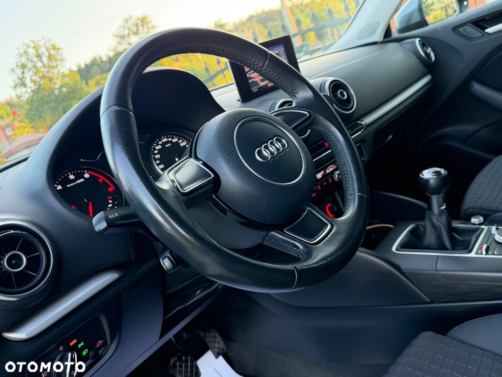 Audi A3 Sportback 1.4 TFSI Ambition - 25