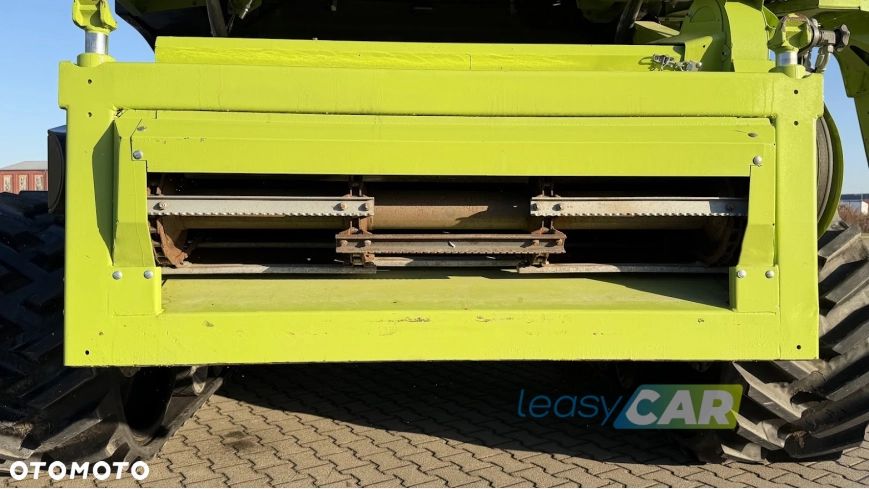 Claas Lexion 770 Terra Trac wyposażony w Header Vario 1230 12,27m - 16