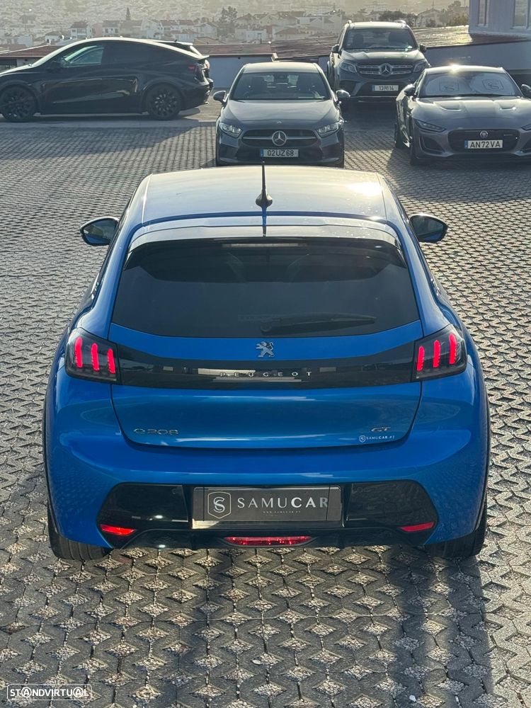 Peugeot e-208 - 10