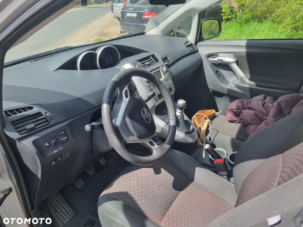 Toyota Verso 2.0 D-4D Premium 7os - 11