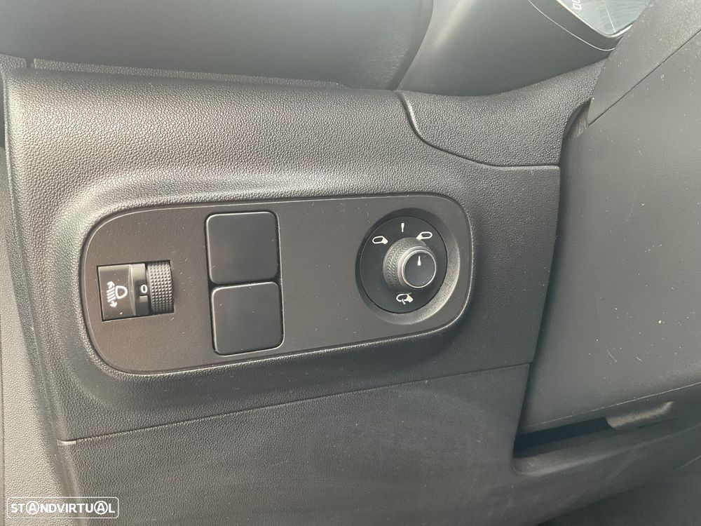 Citroën C3 1.5 BlueHDi C-Series - 26