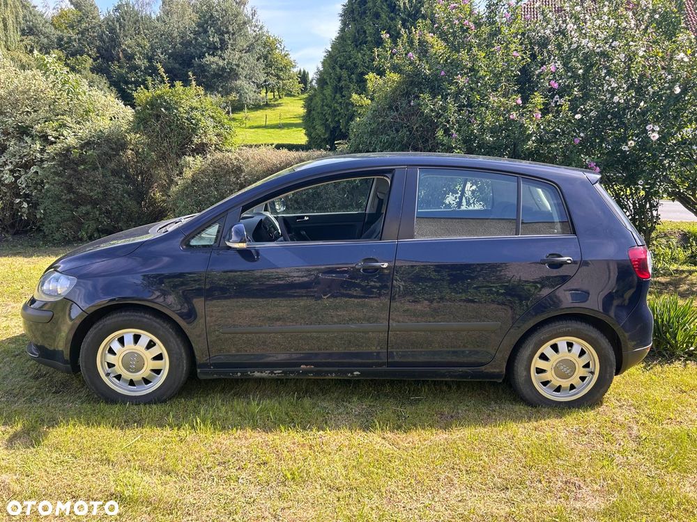 Volkswagen Golf Plus - 1