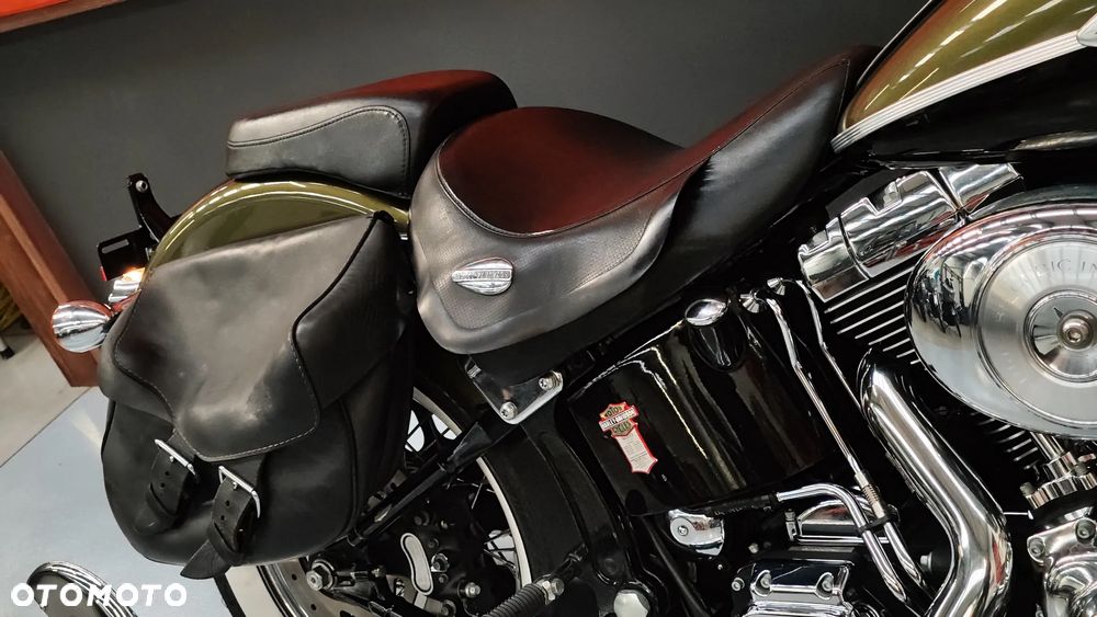 Harley-Davidson Softail Springer Classic - 13