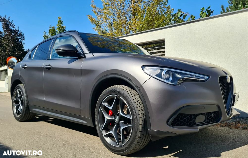 Alfa Romeo Stelvio 2.0 Turbo 16V AT8-Q4 Sprint - 8