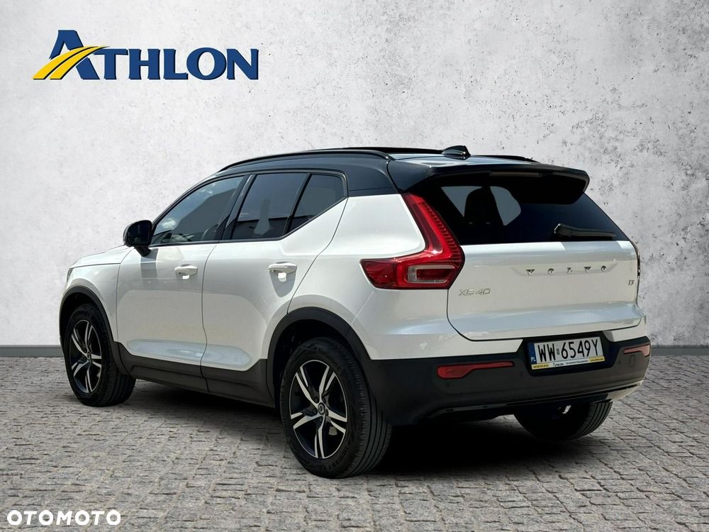 Volvo XC 40 T3 R-Design - 3