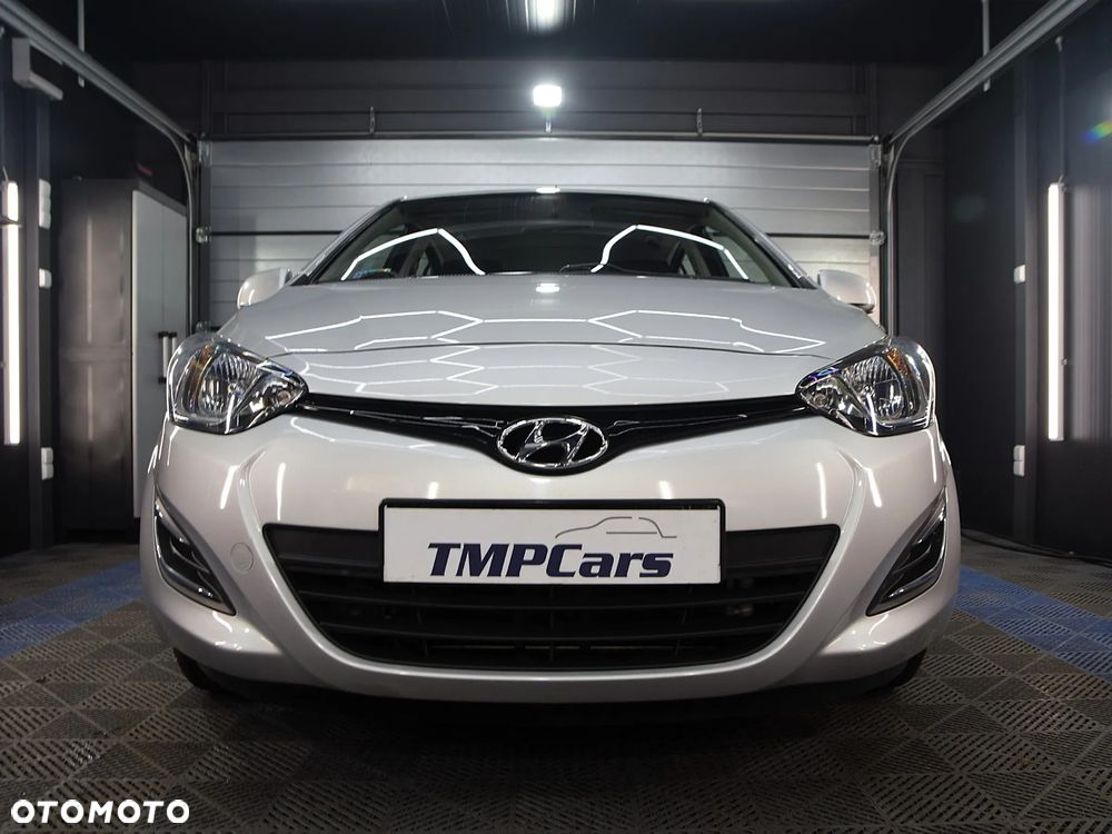 Hyundai i20 1.25 Comfort - 12