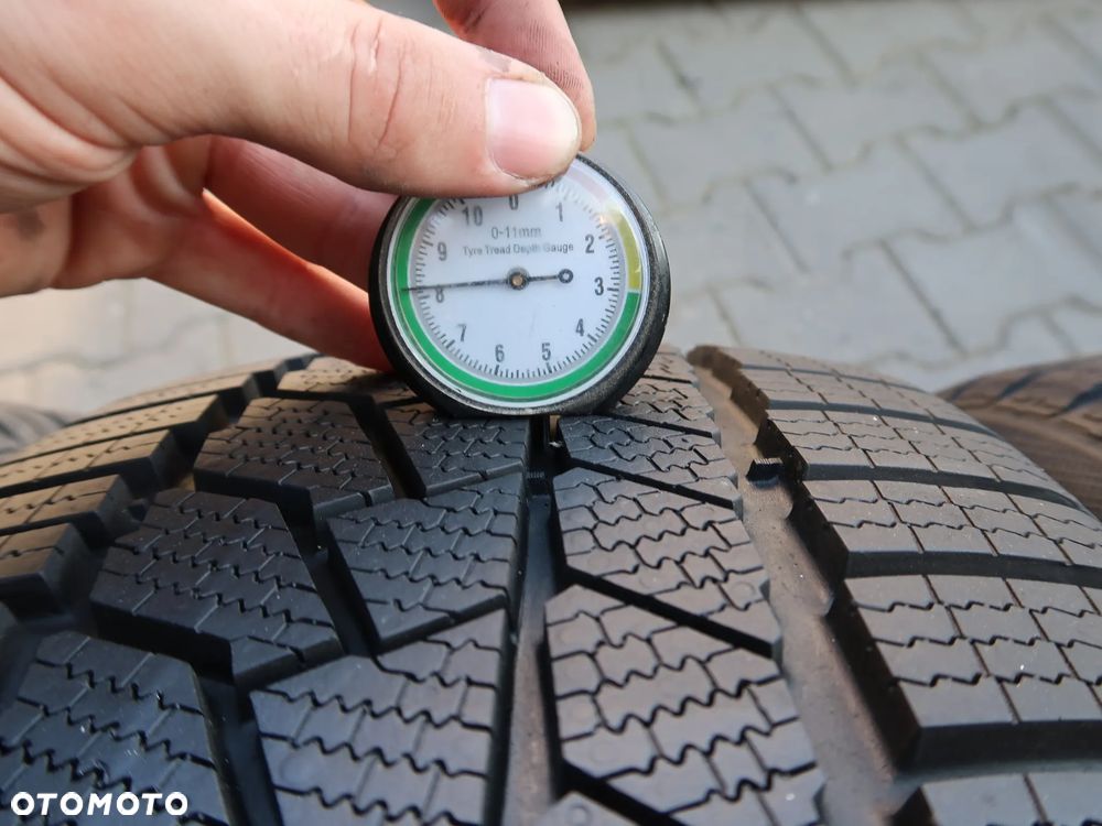 Opony zimowe 225/40r18 Continental TS860S RSC BMW - 4