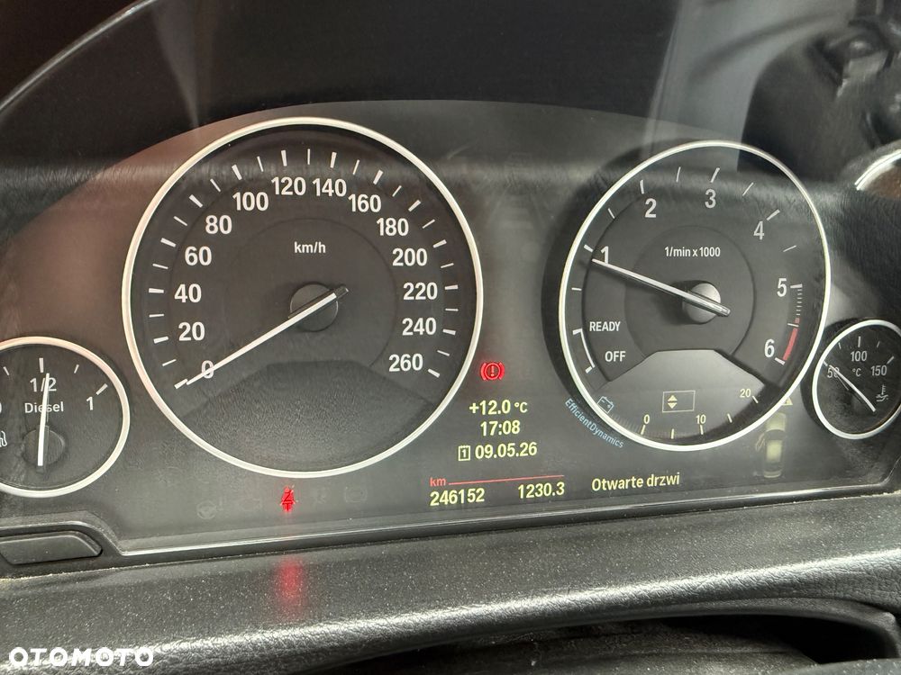 BMW Seria 3 325d - 10