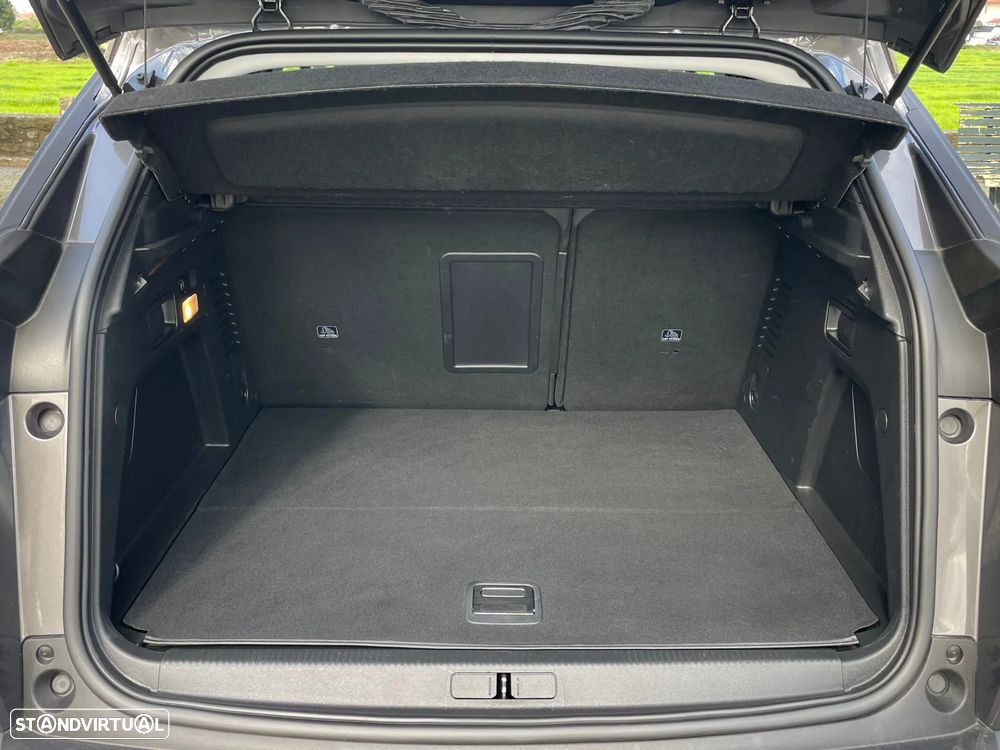 Peugeot 3008 225 e-EAT8 Allure Pack - 34