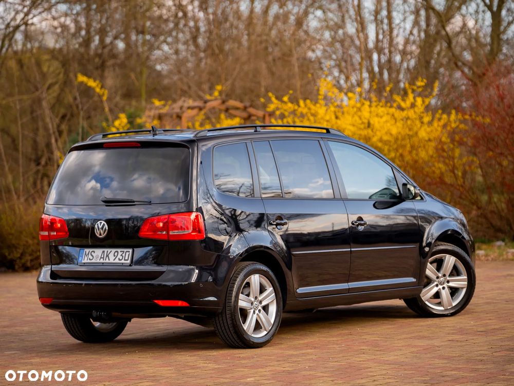Volkswagen Touran 2.0 TDI DPF BlueMotion Technology DSG Life - 8