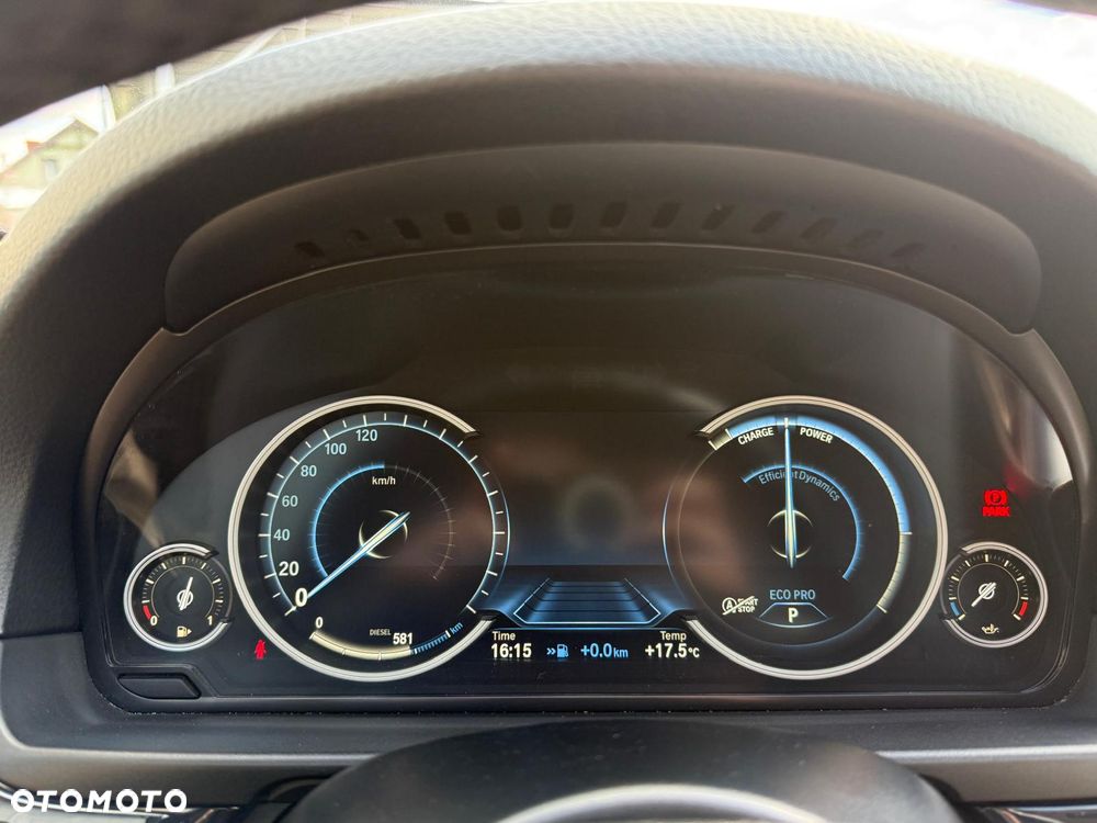 BMW Seria 5 520d xDrive - 21