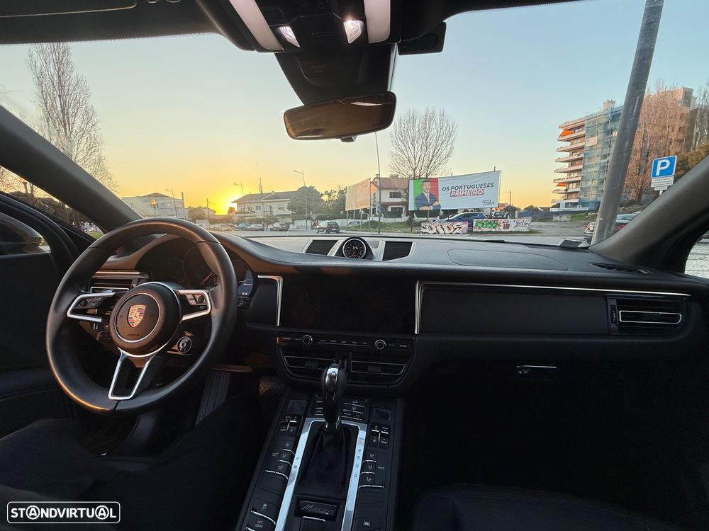 Porsche Macan Standard - 17