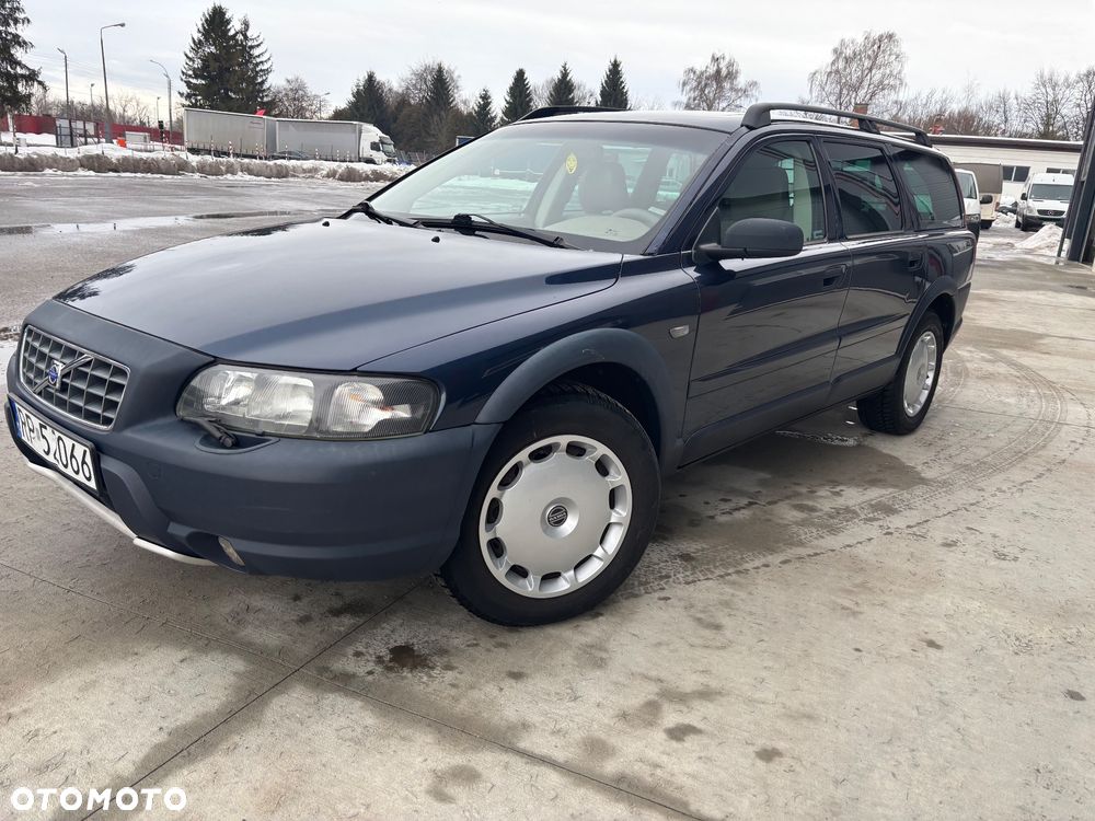Volvo XC 70 AWD Momentum - 8