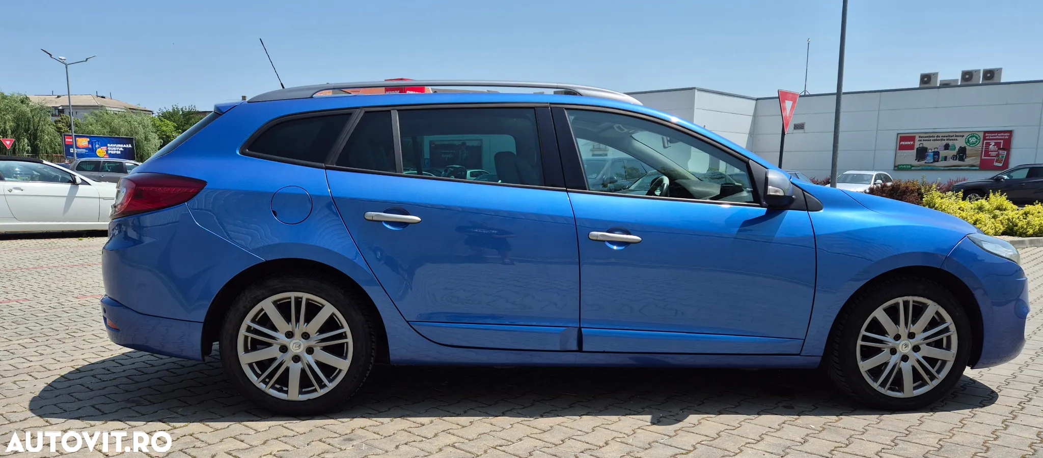 Renault Megane Sport Tourer 1.5 dCi GT Line - 9