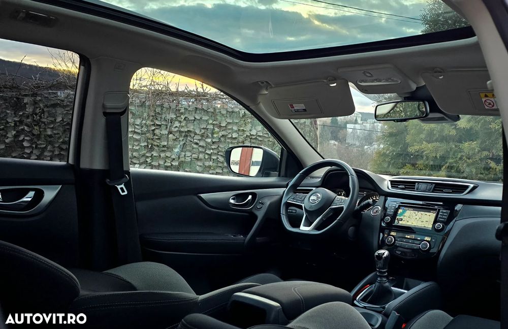 Nissan Qashqai 1.6 DCI ALL-MODE 4x4i N-Connecta - 31