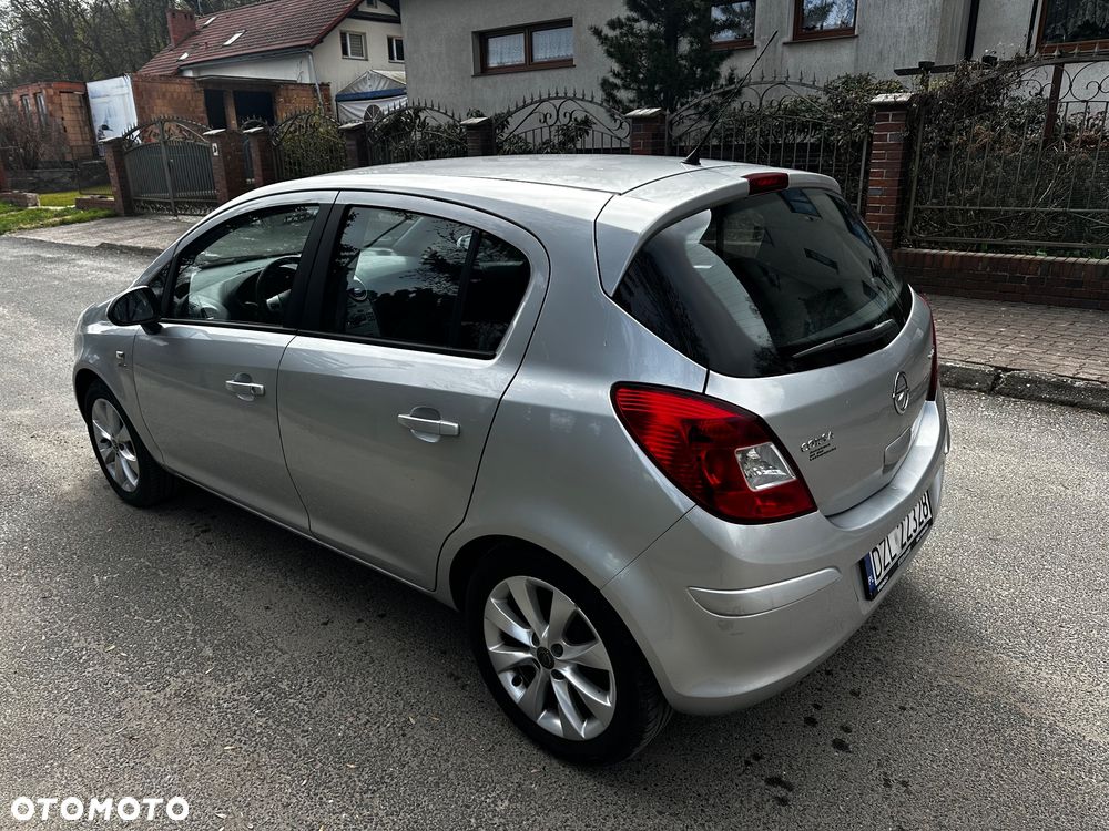 Opel Corsa 1.2 16V (ecoFLEX) Innovation - 11