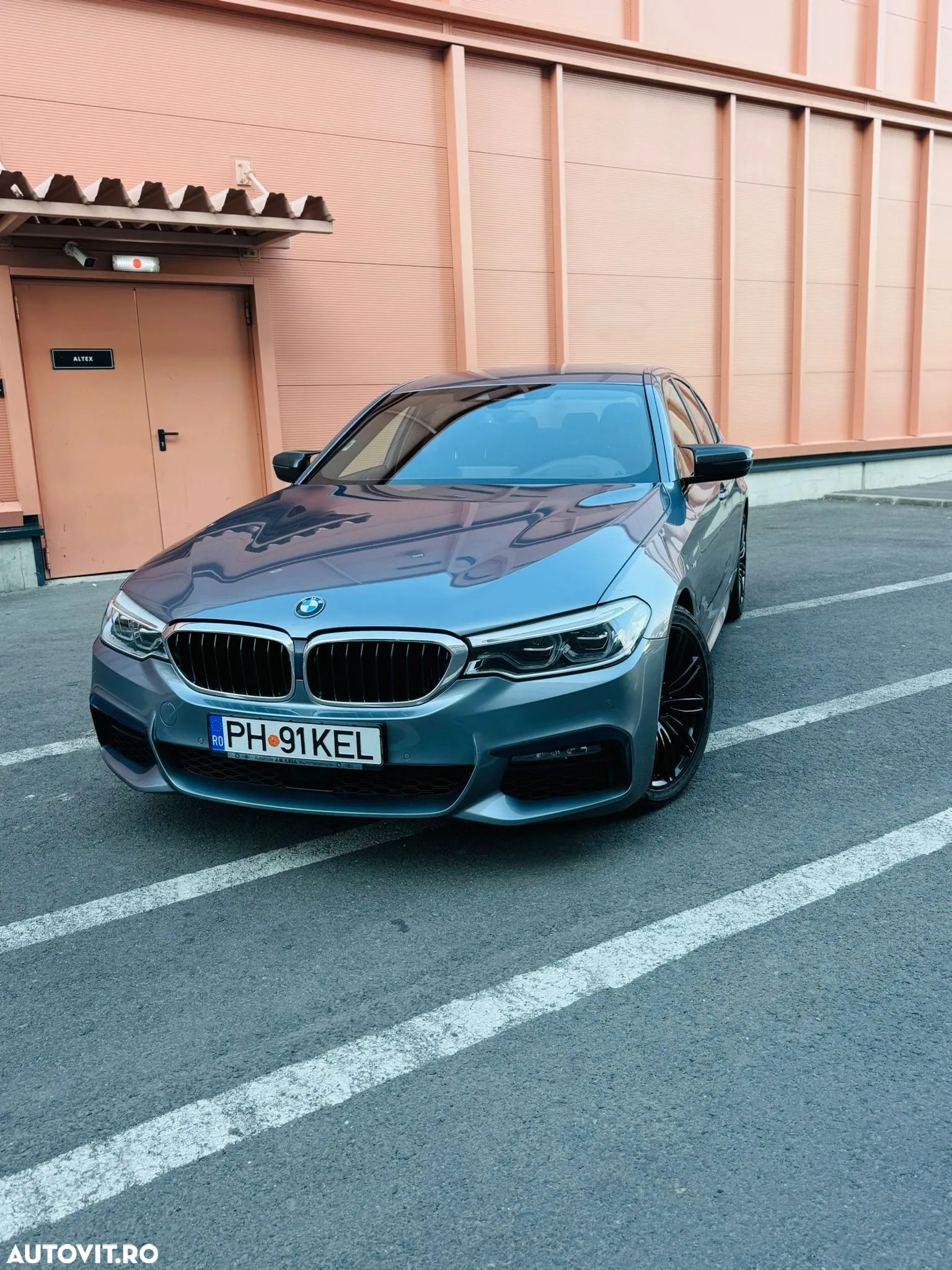 BMW Seria 5 520d xDrive AT - 7