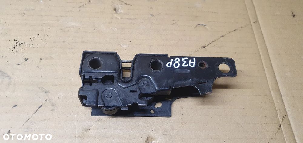 Zamek rygiel maski przód Audi A3 8P 8P0823509C - 3