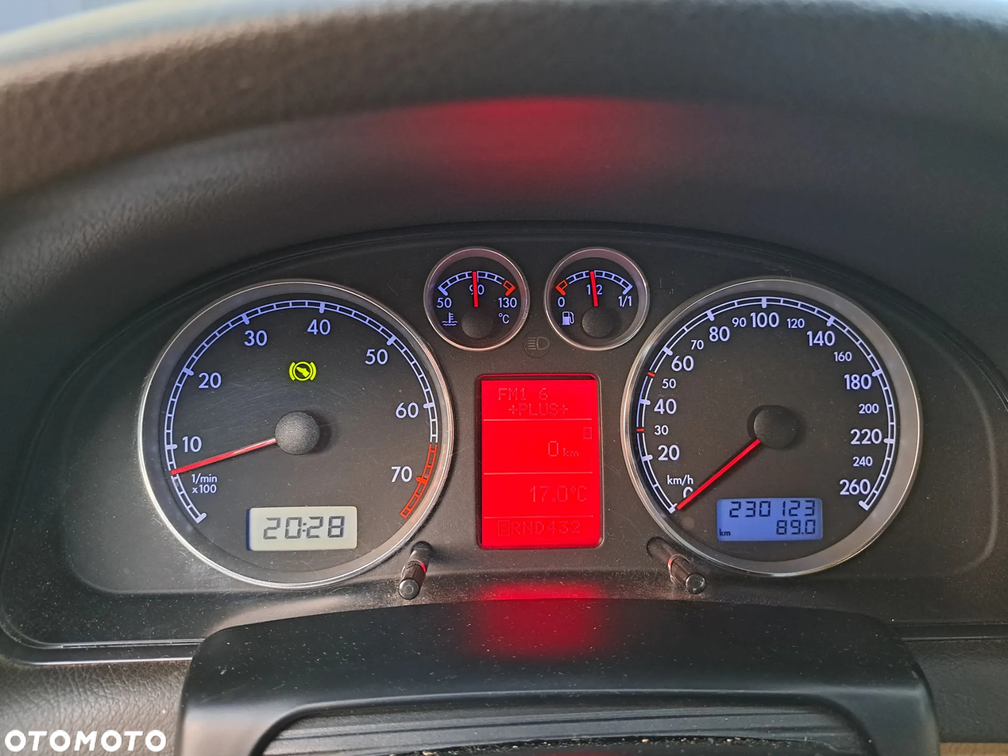 Volkswagen Passat 2.8 V6 4Mot Highline Tiptr - 8