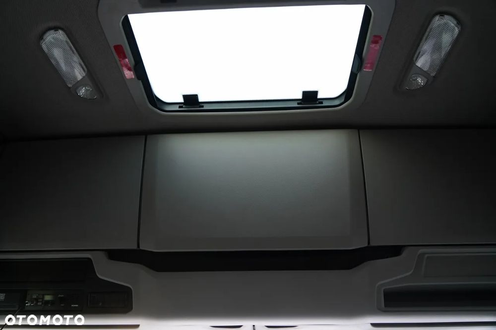 Scania R 450 / KLIMA POSTOJOWA / RETARDER / PO ZŁOTYM KONTRAKCIE / - 33