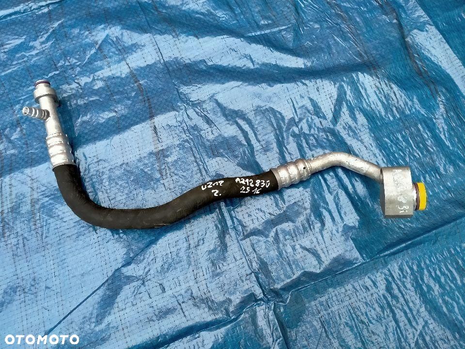 Mercedes W212 Przewód Rurka Klimatyzacji A2128302516 - 1
