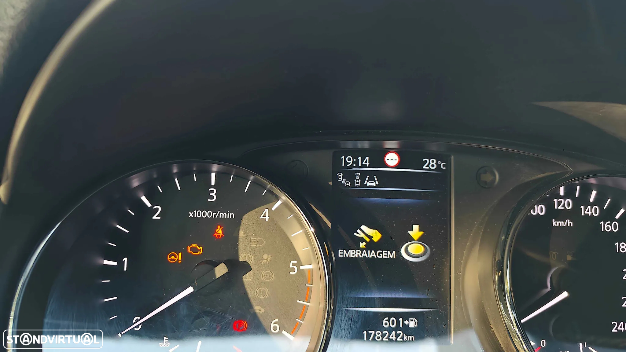 Nissan Qashqai 1.5 dCi Tekna Premium 17 360 - 6