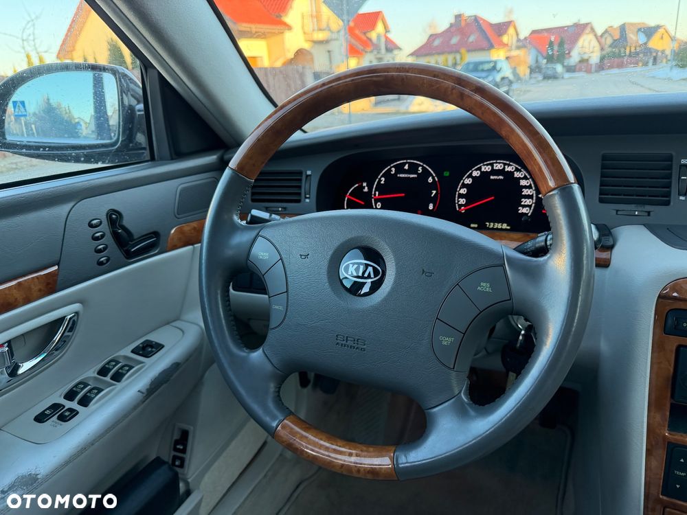 Kia Opirus 3.5 V6 Executive - 22