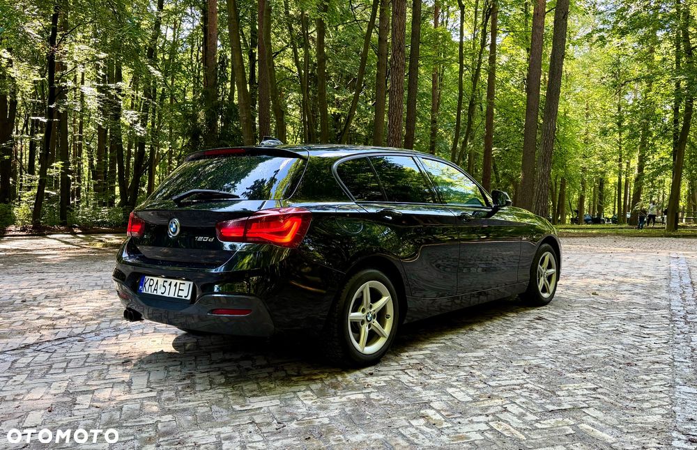BMW Seria 1 120d xDrive M Sport Shadow sport - 4