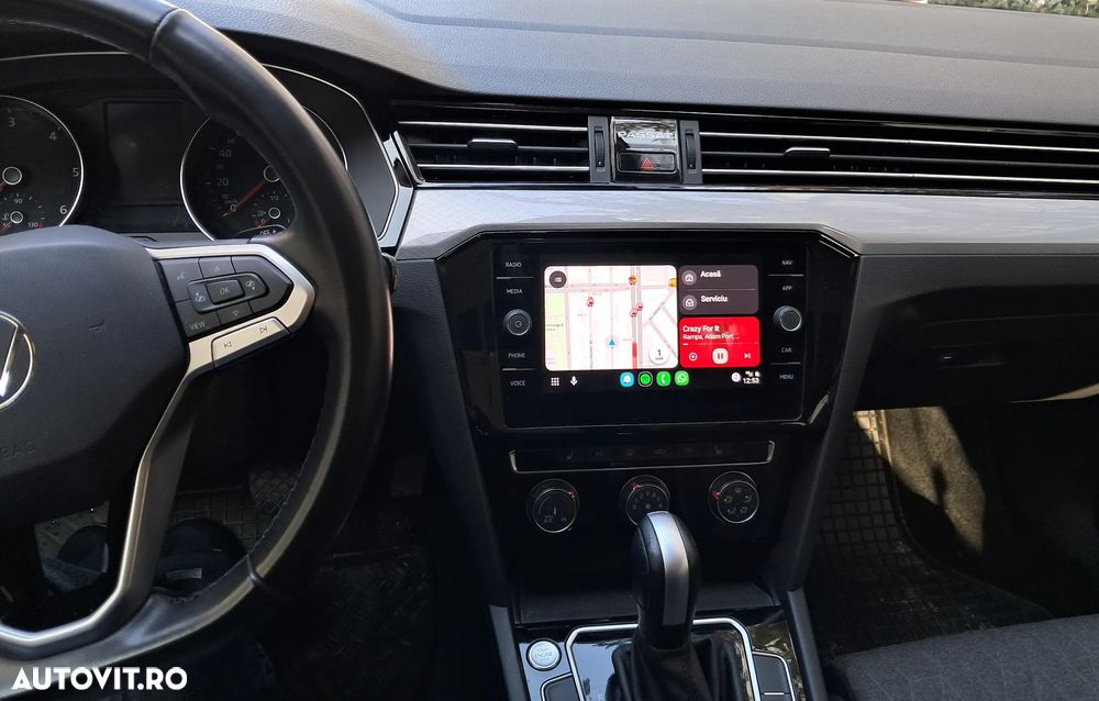 Volkswagen Passat 2.0 TDI DSG Comfortline - 14