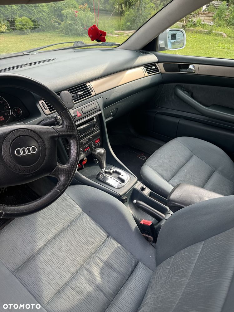Audi A6 Limousine - 4