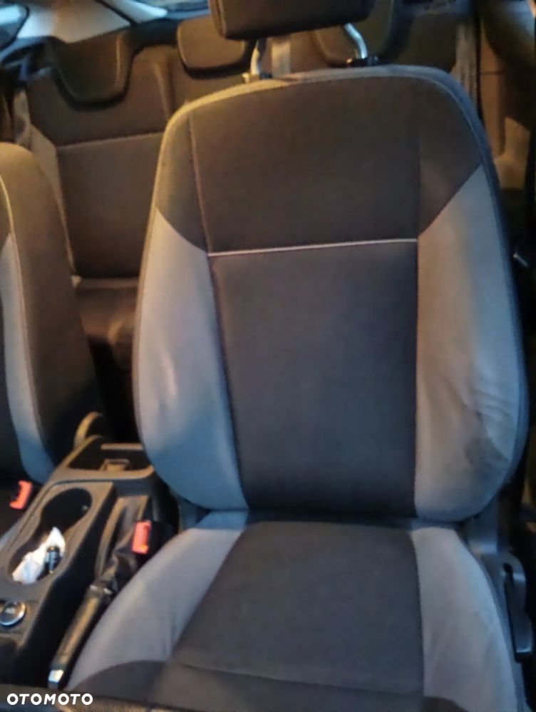Ford Focus - 4
