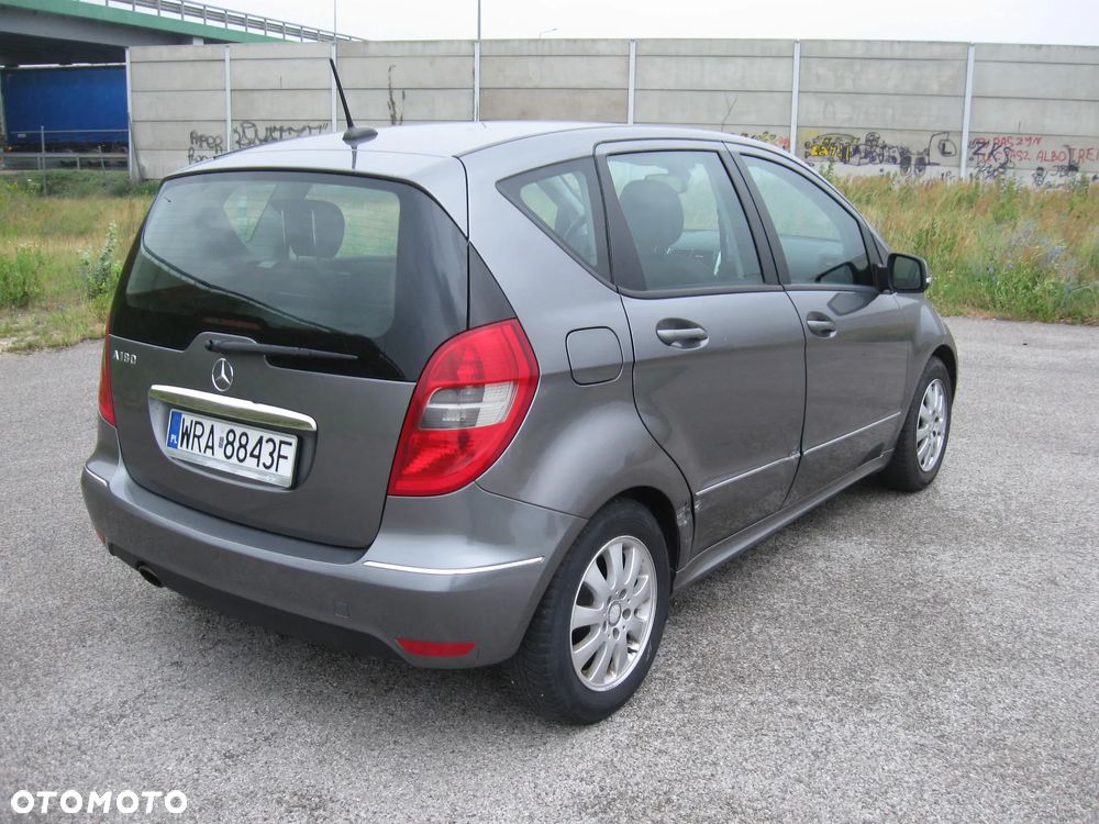 Mercedes-Benz Klasa A 180 BlueEfficiency - 5