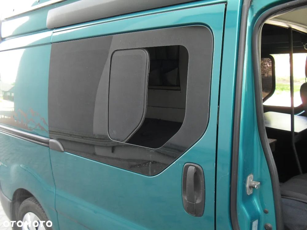 Renault Trafic - 26