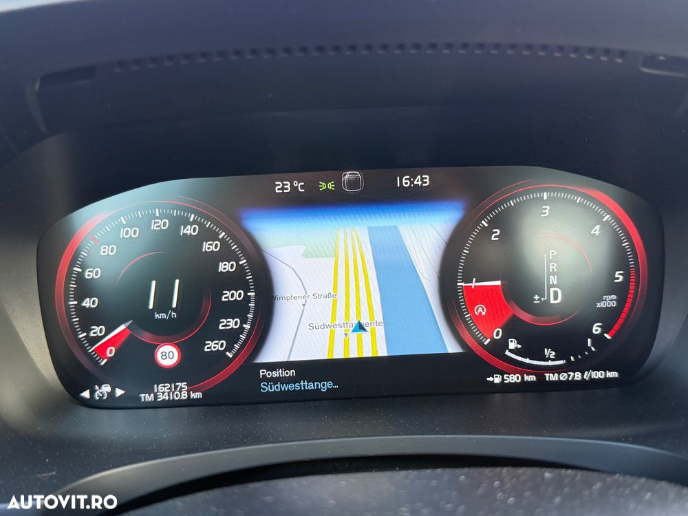 Volvo S90 D5 AWD Geartronic R Design - 27