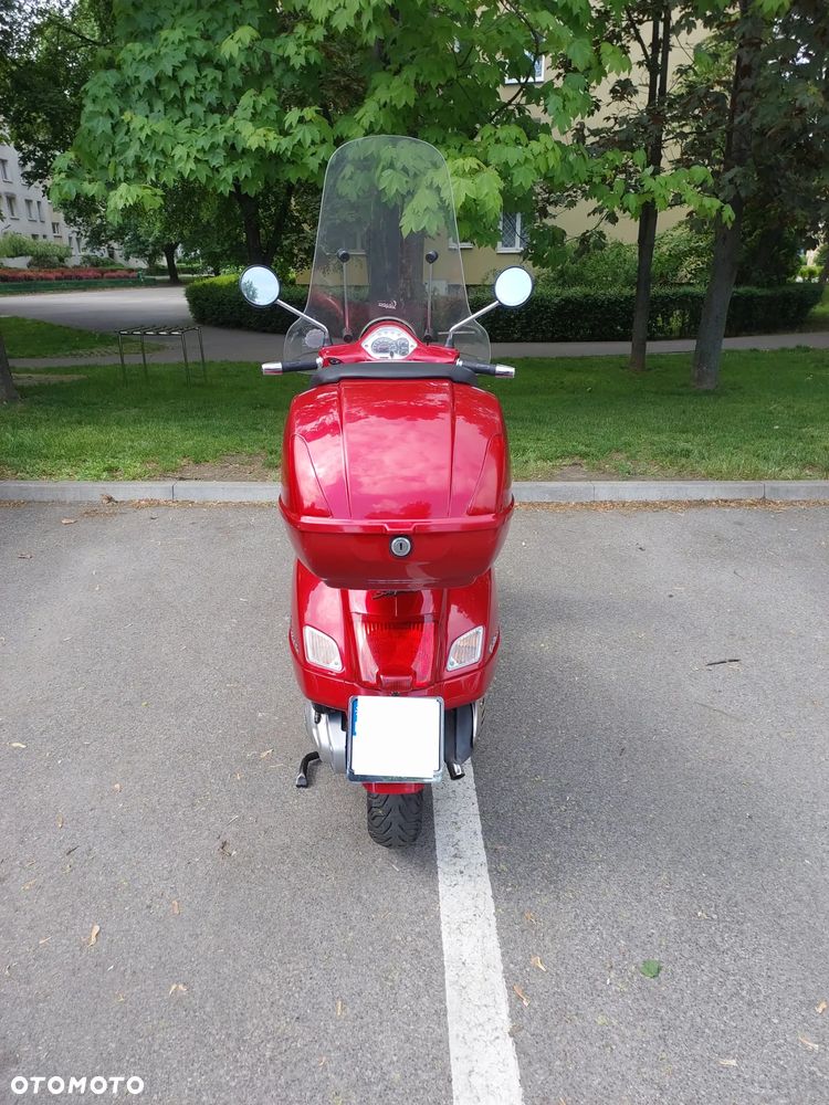 Vespa GTS - 5