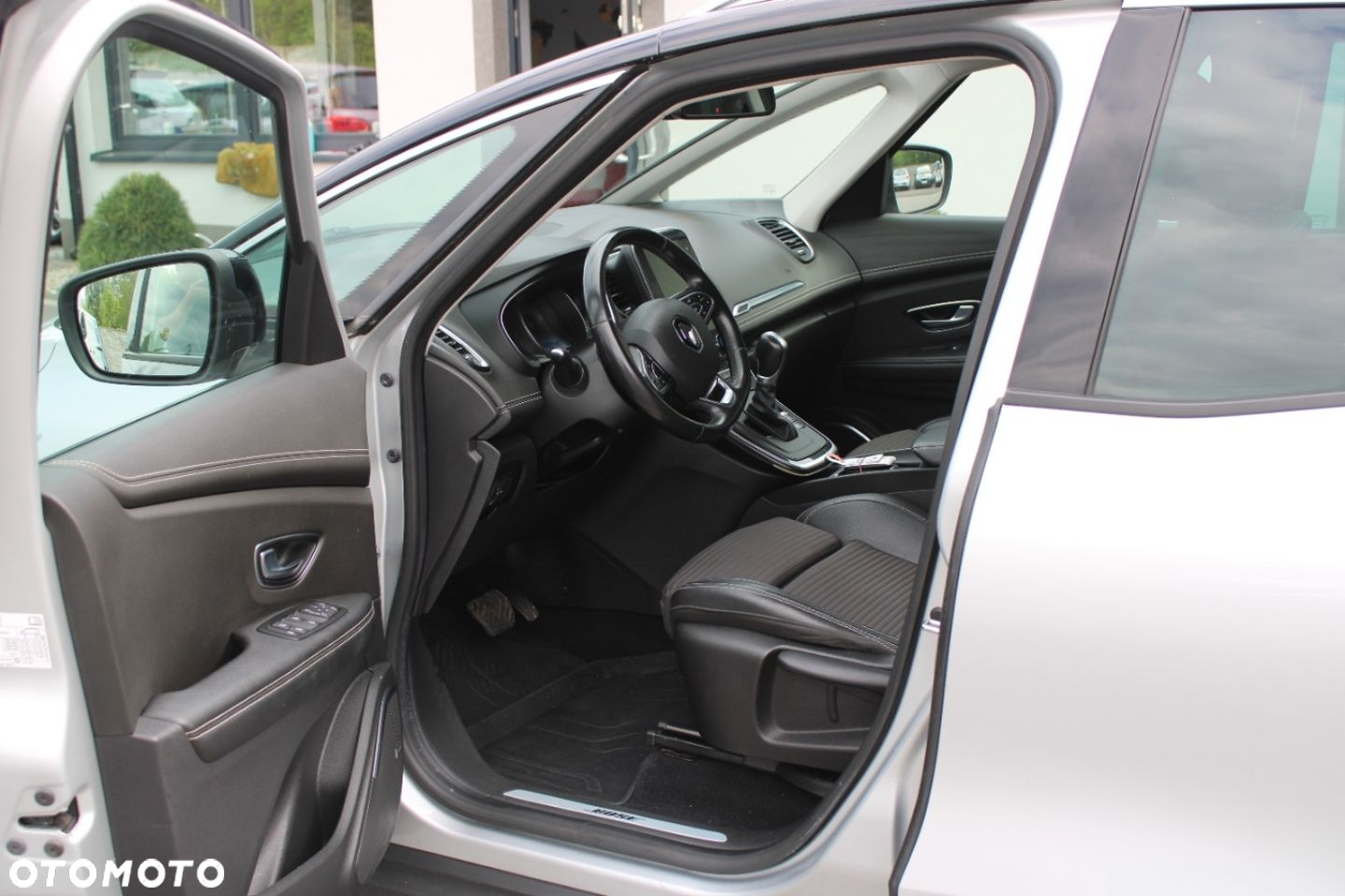 Renault Scenic - 19