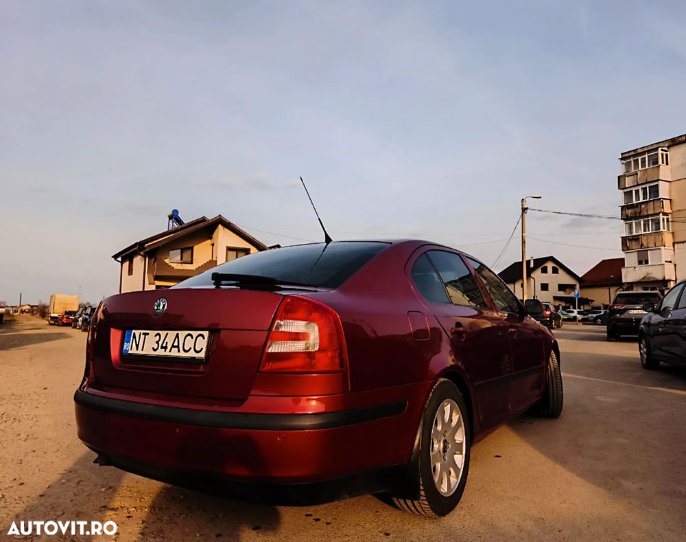 Skoda Octavia 2.0 TDI Elegance - 5