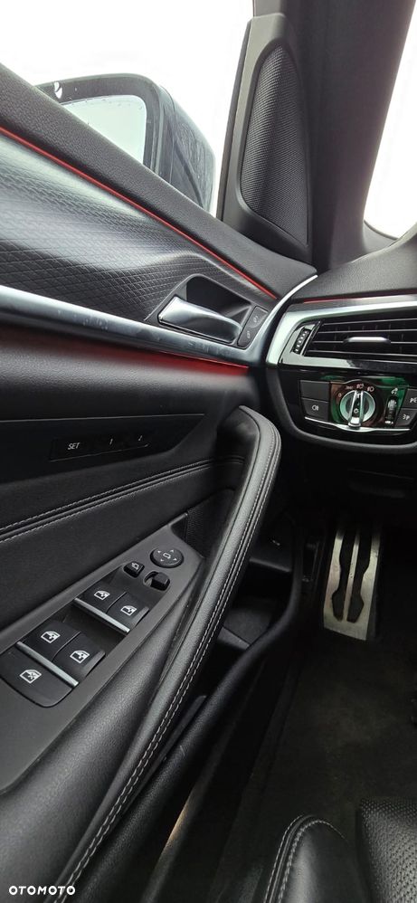 BMW Seria 5 530i - 9