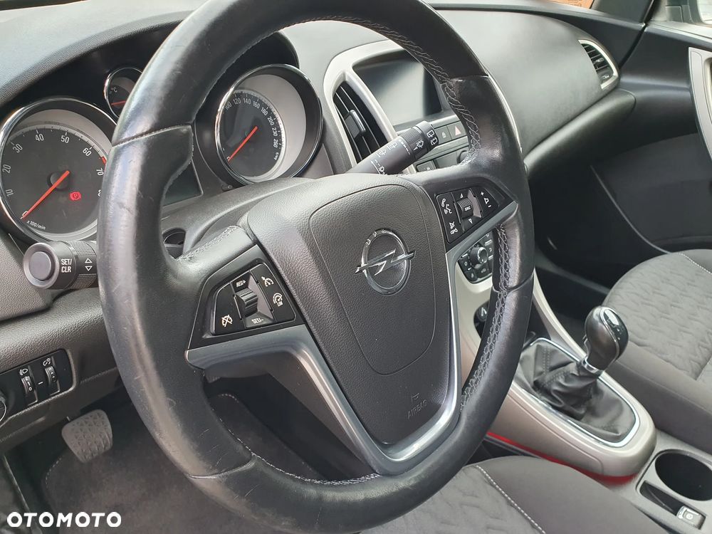 Opel Astra - 16